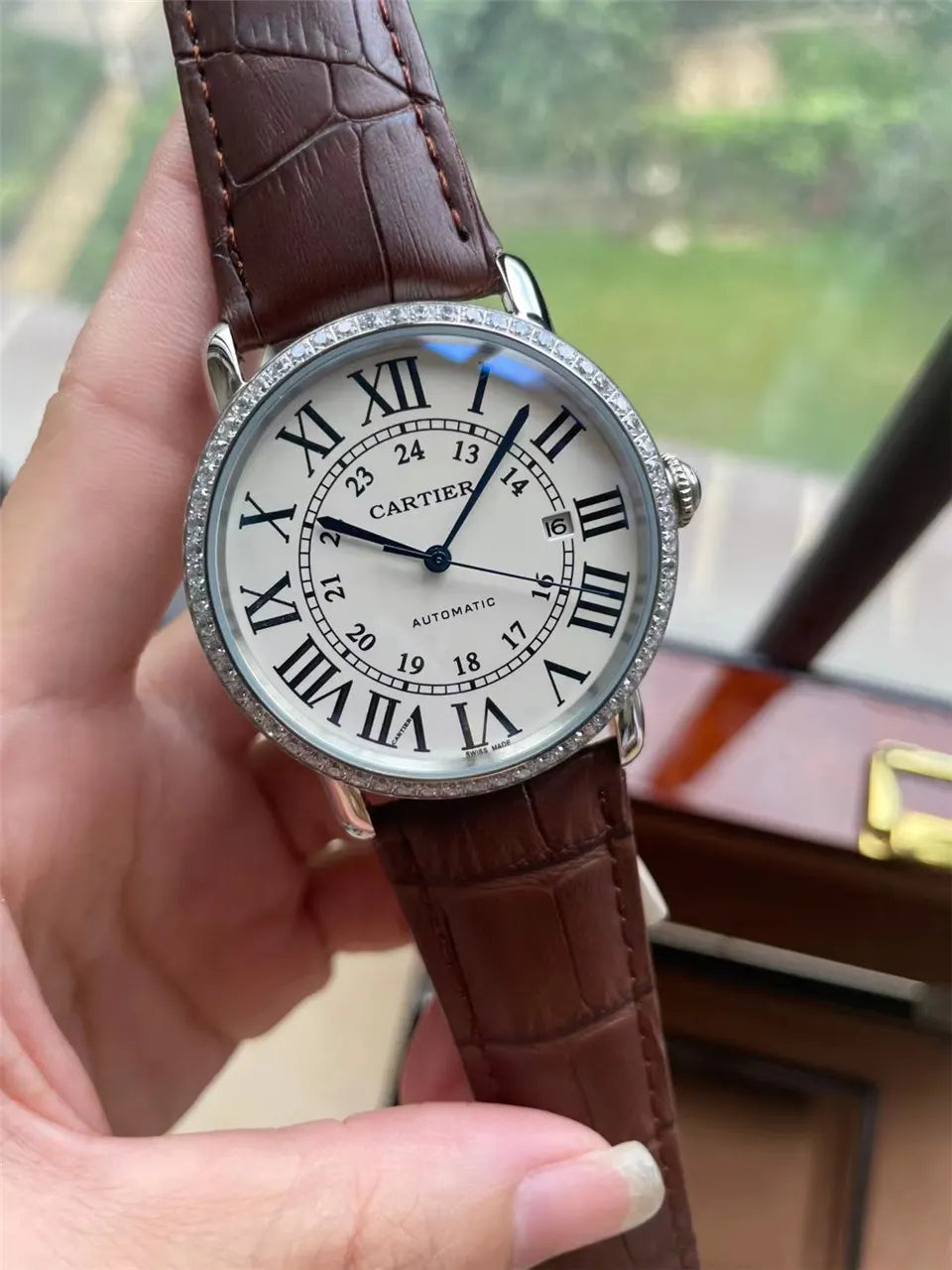 Cartier Ronde Louis Diamond - Hình 2