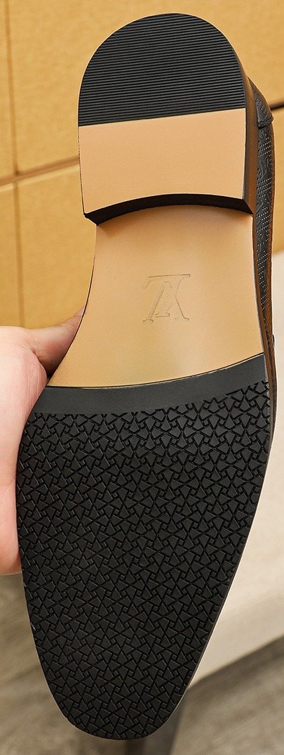 Louis Vuitton Black Textured Buckle Loafers — front