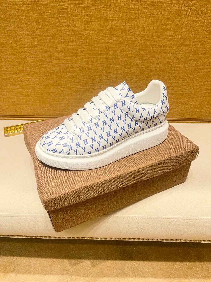Patterned Low-Top Sneakers — side